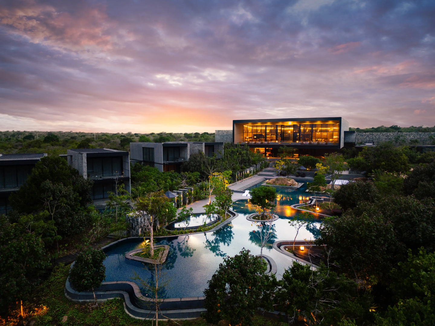 Курортный отель  Hilton Yala