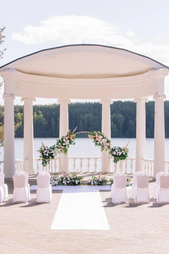 Семейный курорт Утес