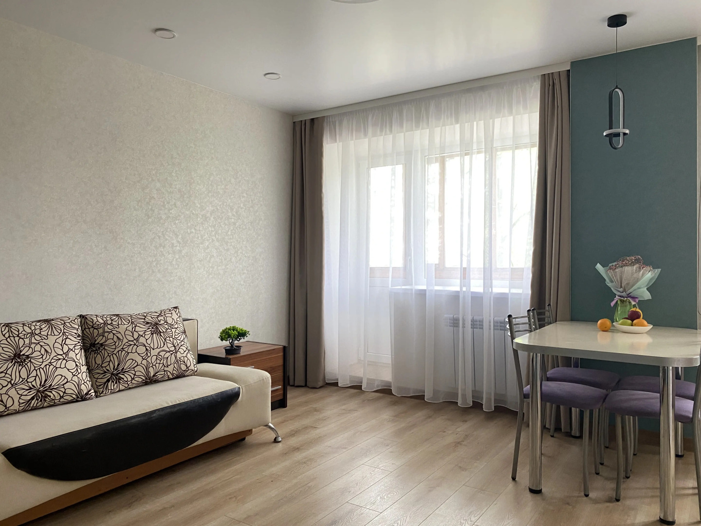 Квартира Усова 37