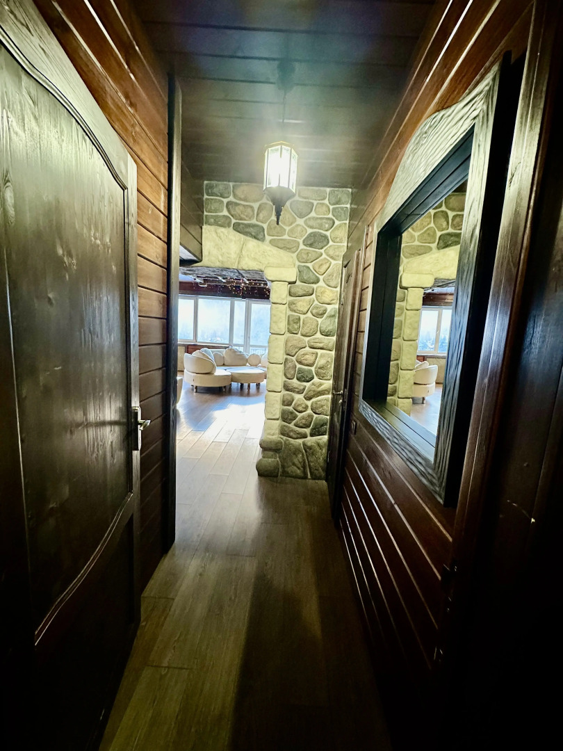 Квартира на Аланской, 25 "Пентхаус"