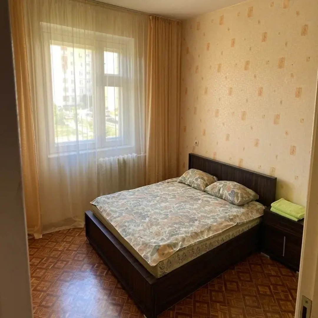 Квартира Двухкомнатная на Ул Отрадная Д79 20007