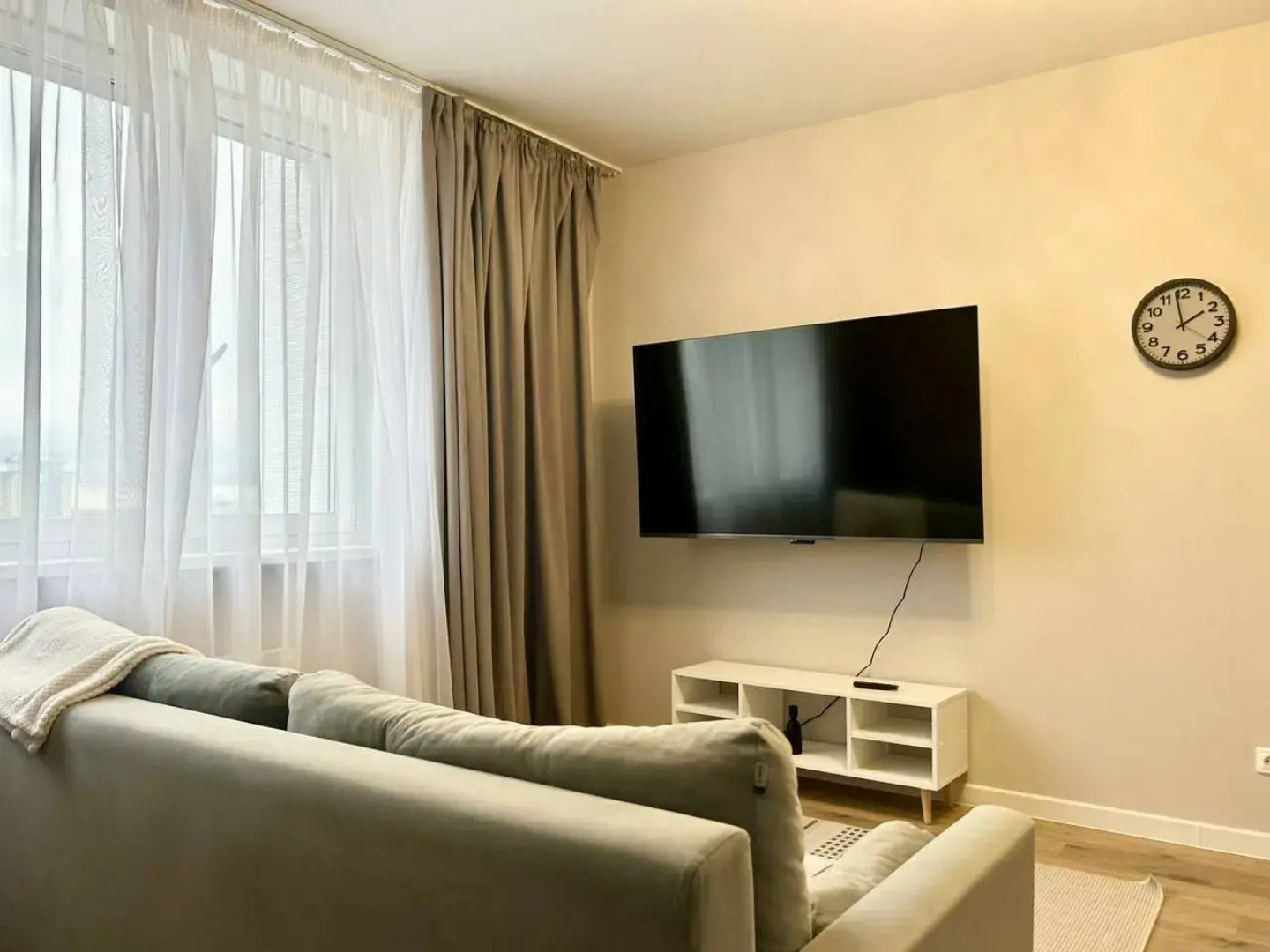 Апартаменты Атмoсфера-Premier 5