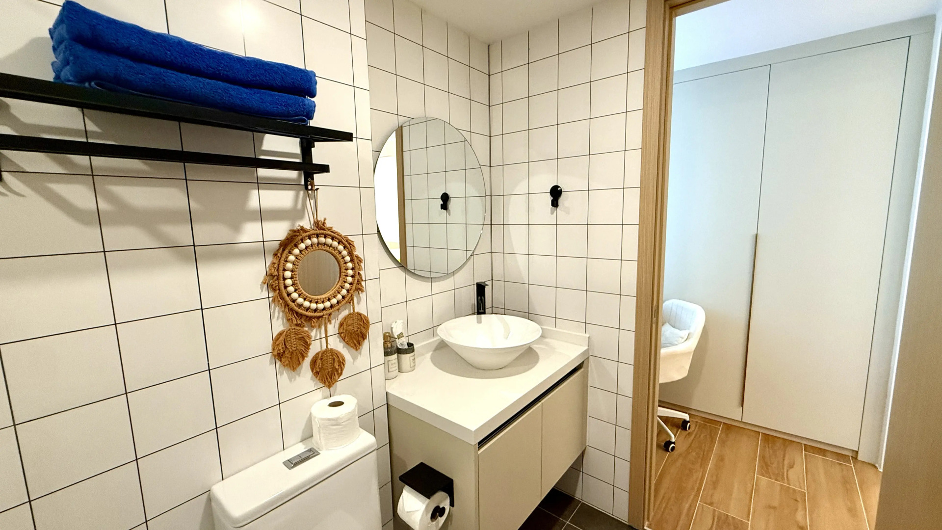 Квартира Просторная однушка у моря с бассейном и WiFi 500 мбит/с