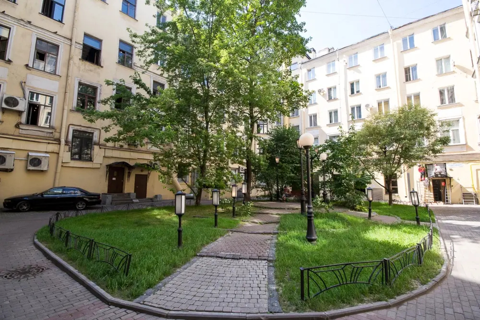 Апартаменты Elite Realty на Караванной 11
