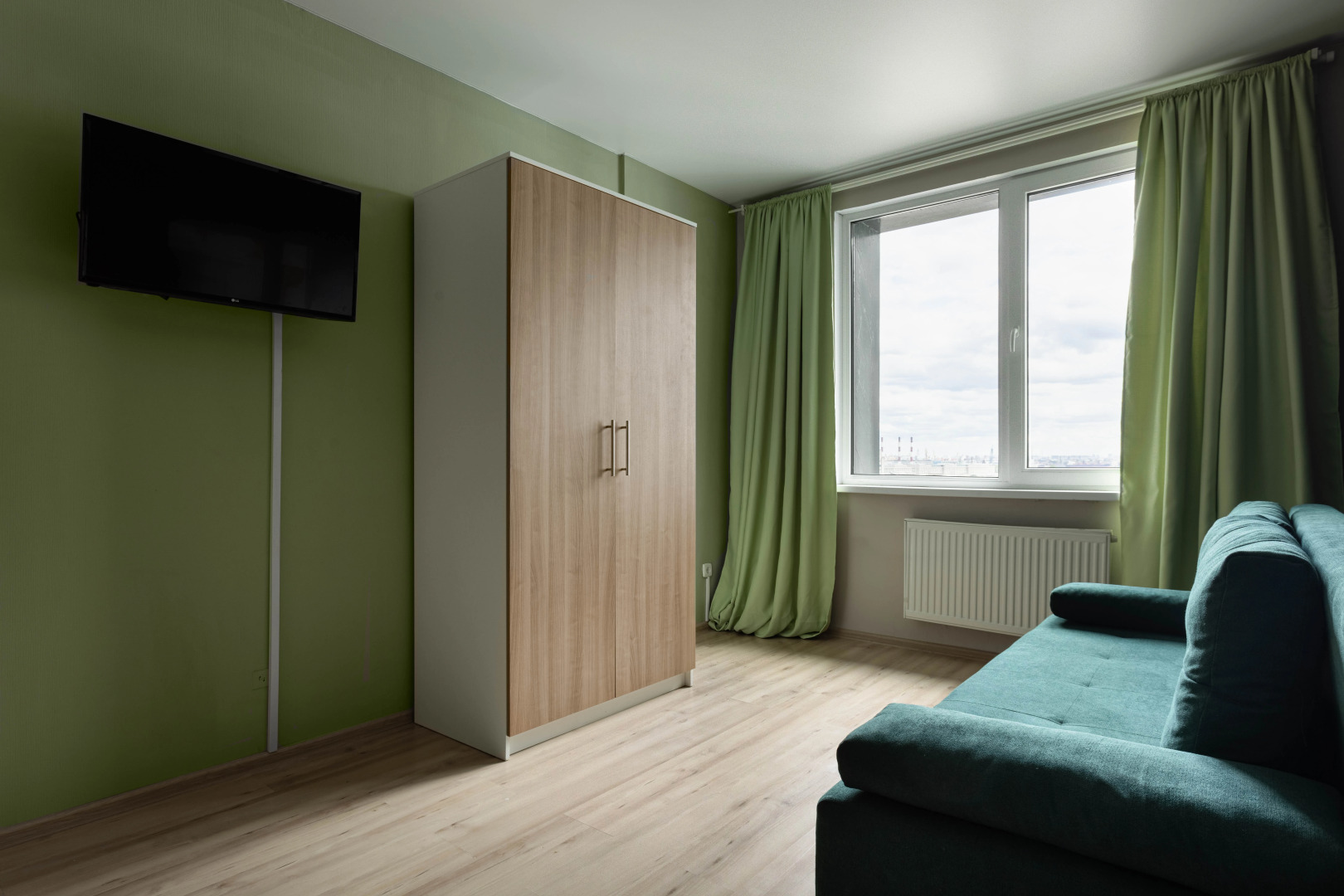 Апартаменты с Видом на Реку Нева