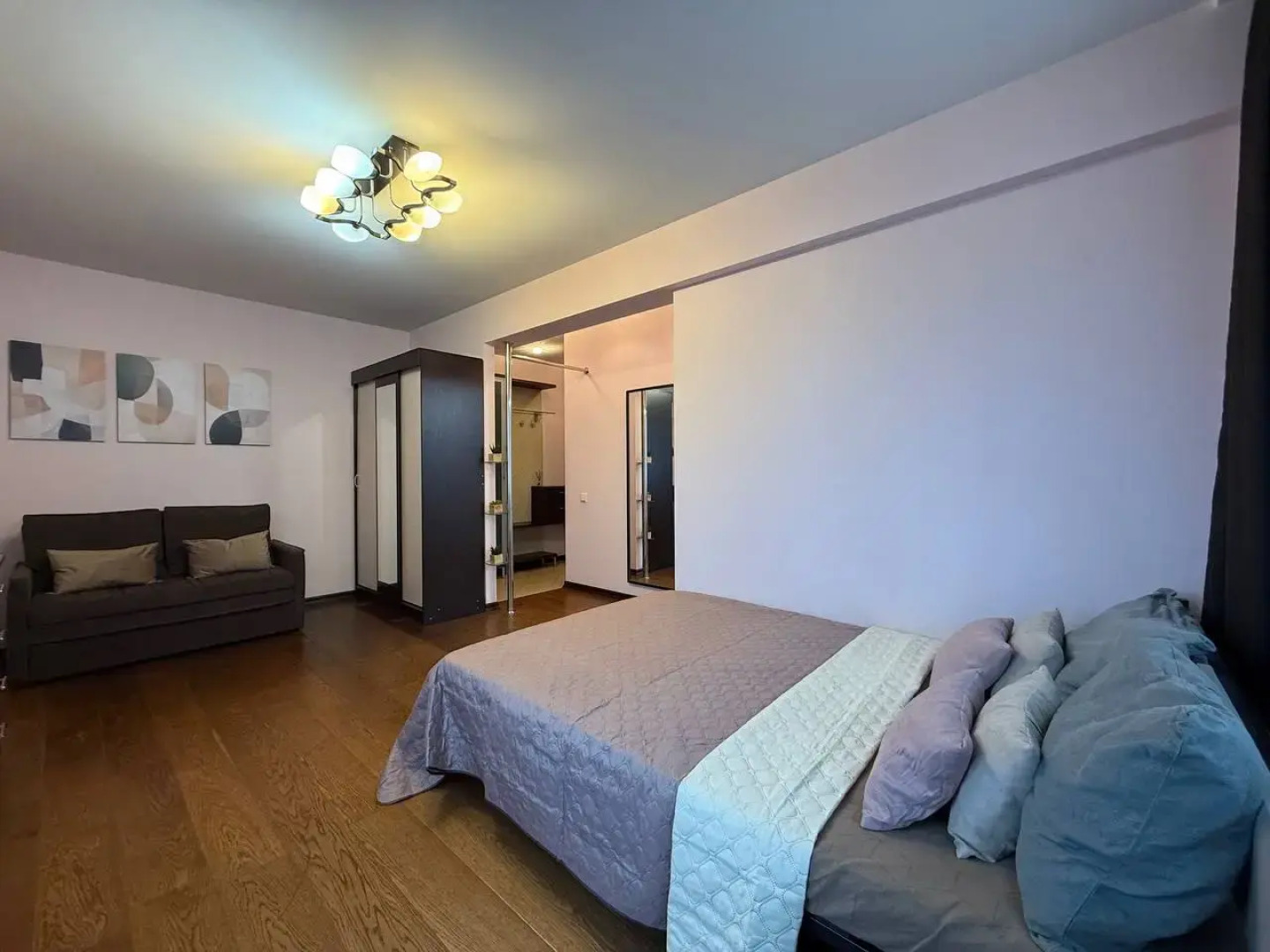 Квартира Новая рядом с ЖД вокзалом