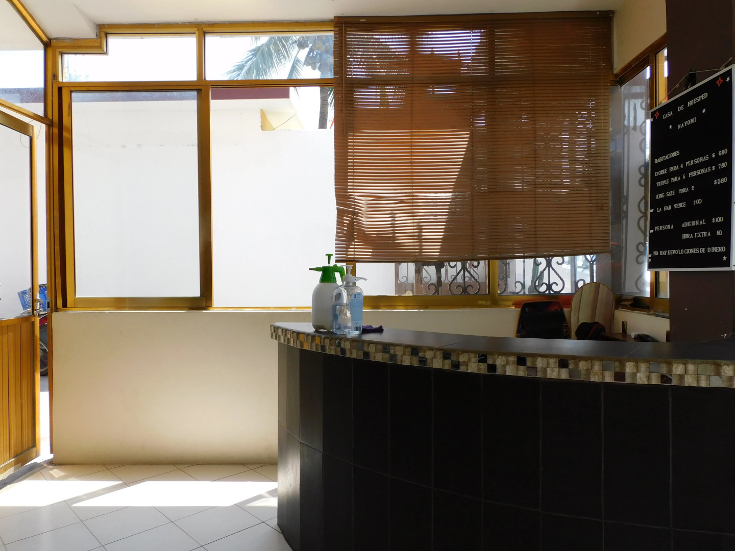 Отель Casa de Huespedes Nayomi By Rotamundos