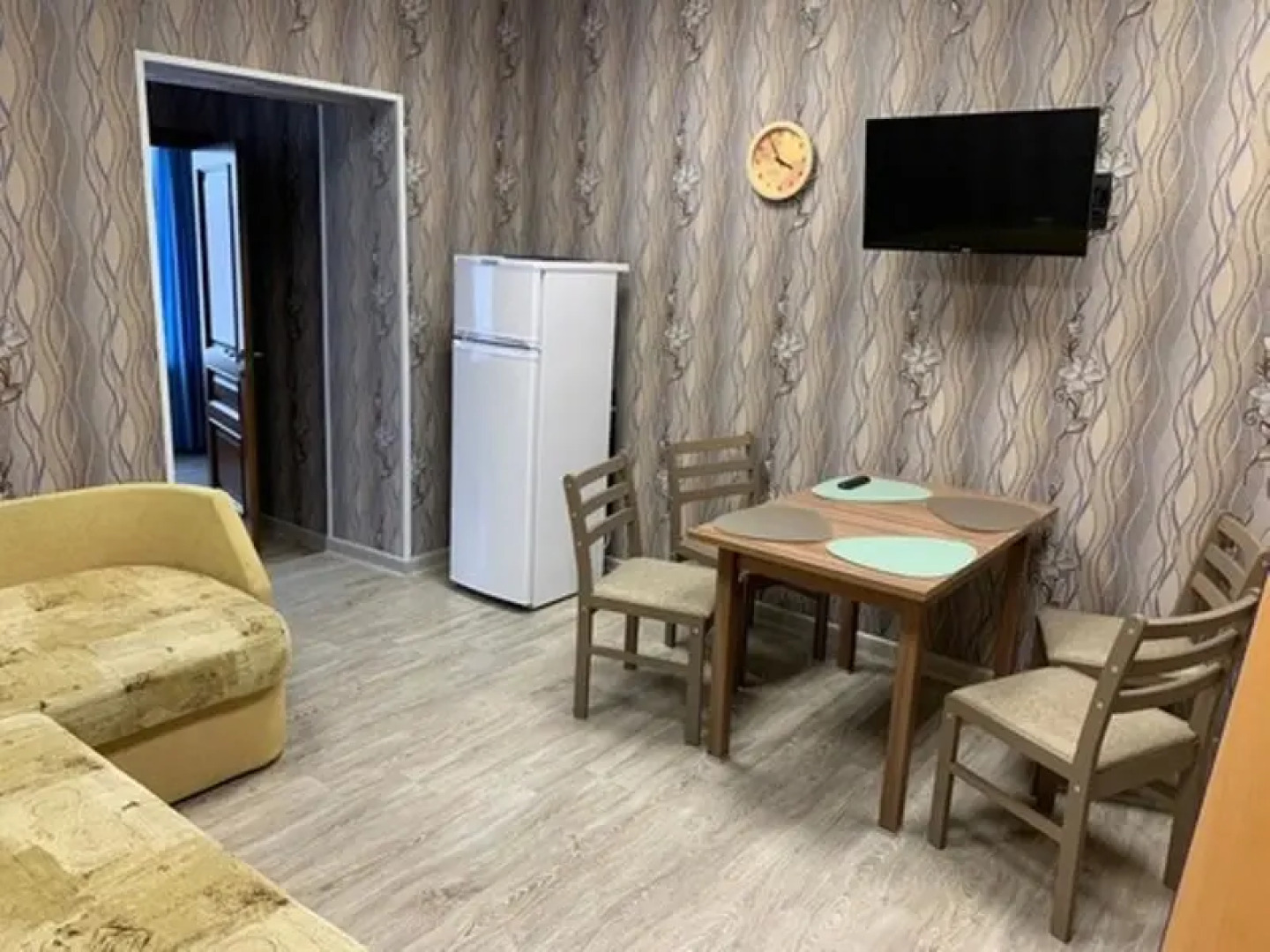 Отель 12 месяцев