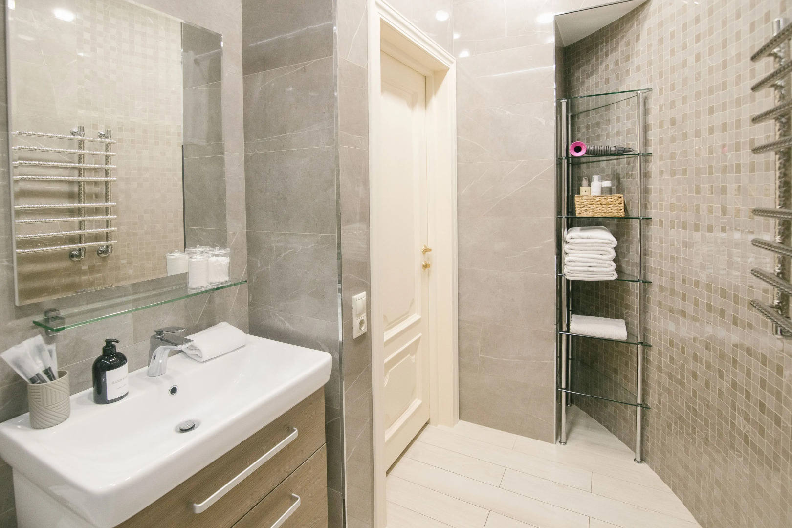 Квартира Большая трехкомнатная квартира с видом на Храм