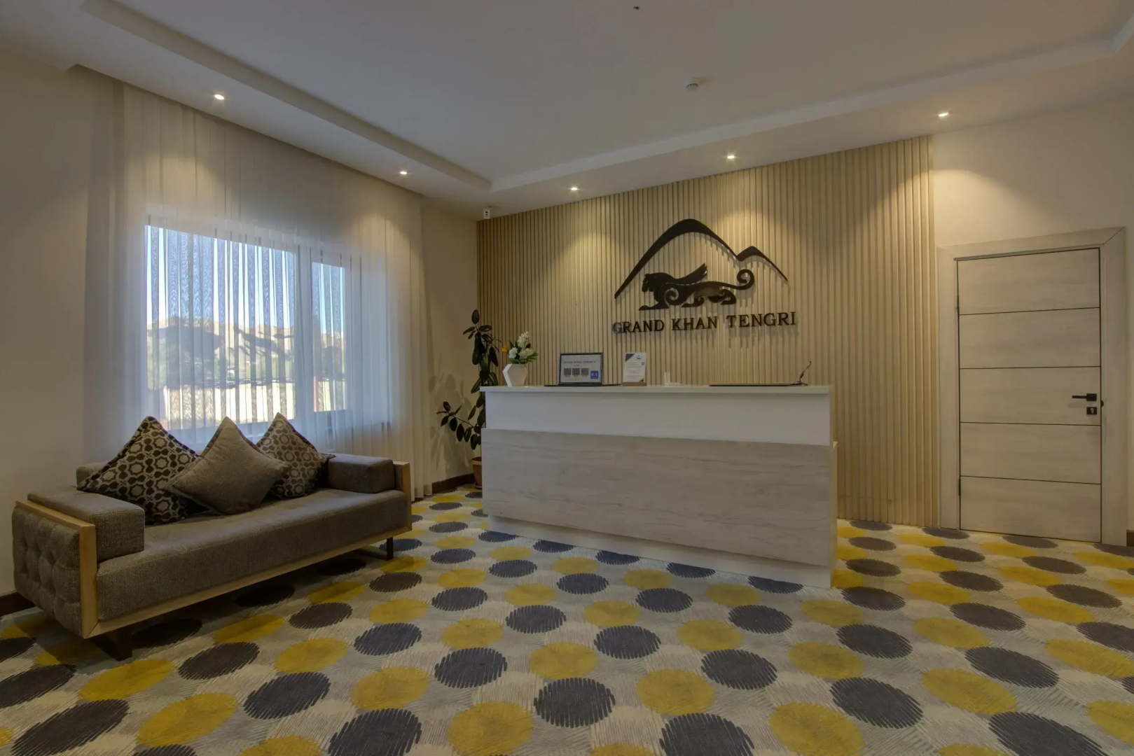 Отель Grand Khan Tengri