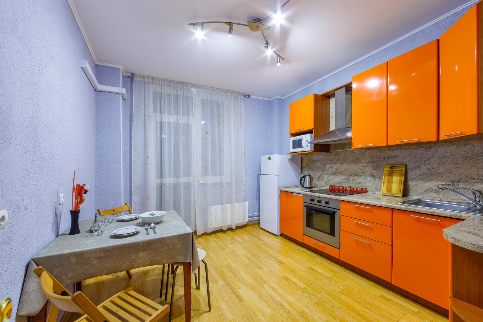 Апартаменты Dayker City Apartments Светлые на Фурманова 103