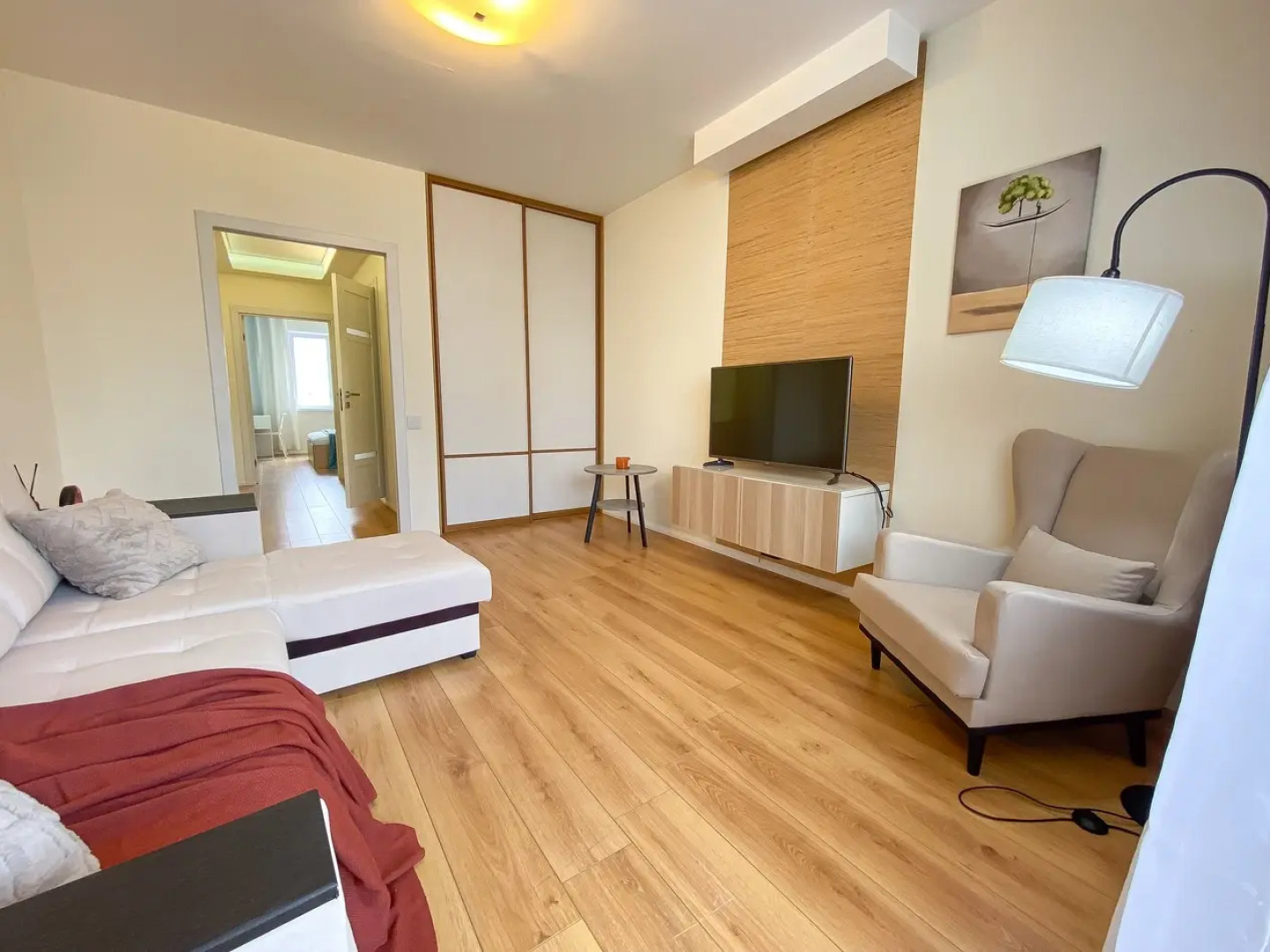 Апартаменты рядом с Александровским парком и аквапарком