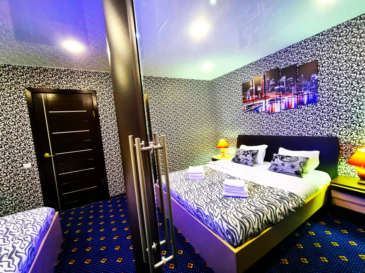 Апартаменты на Первопроходцев 2-х комнатные