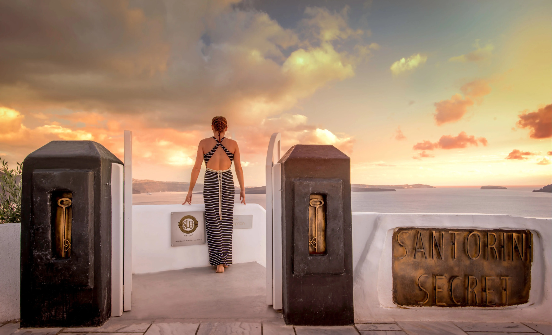 Отель Santorini Secret Suites & Spa