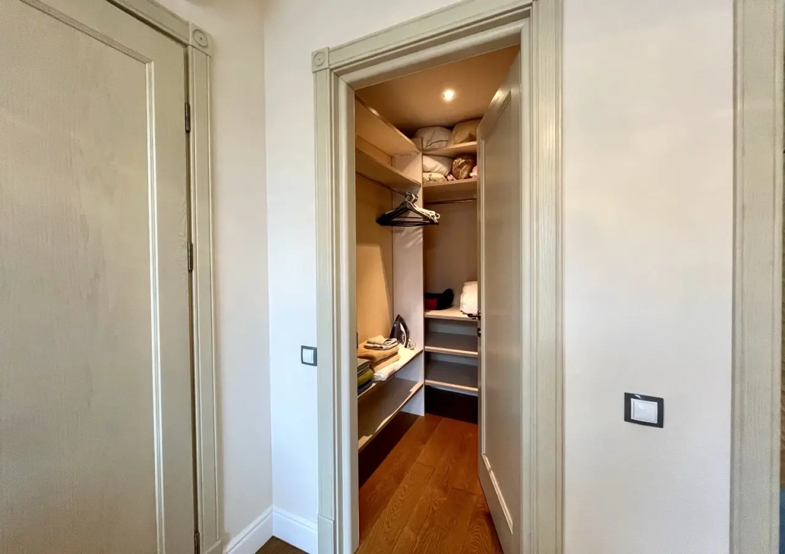 Апартаменты Двухкомнатные с Балконом Премиум класса в ЖК Дипломат