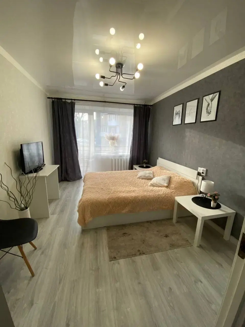 Апартаменты 2х-комнатная квартира возле Южного вокзала