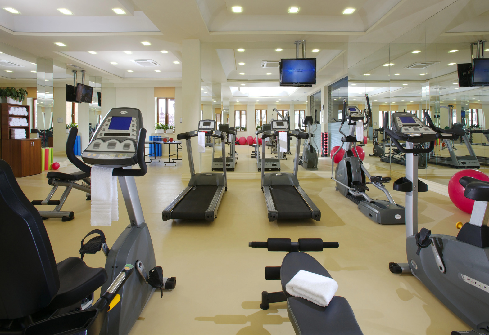 Отель Tsaghkadzor Marriott