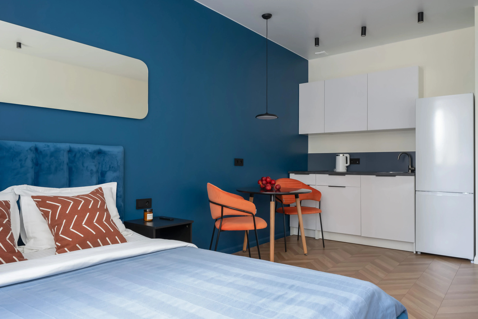 Апартаменты Pavlov Тёмно-синяя