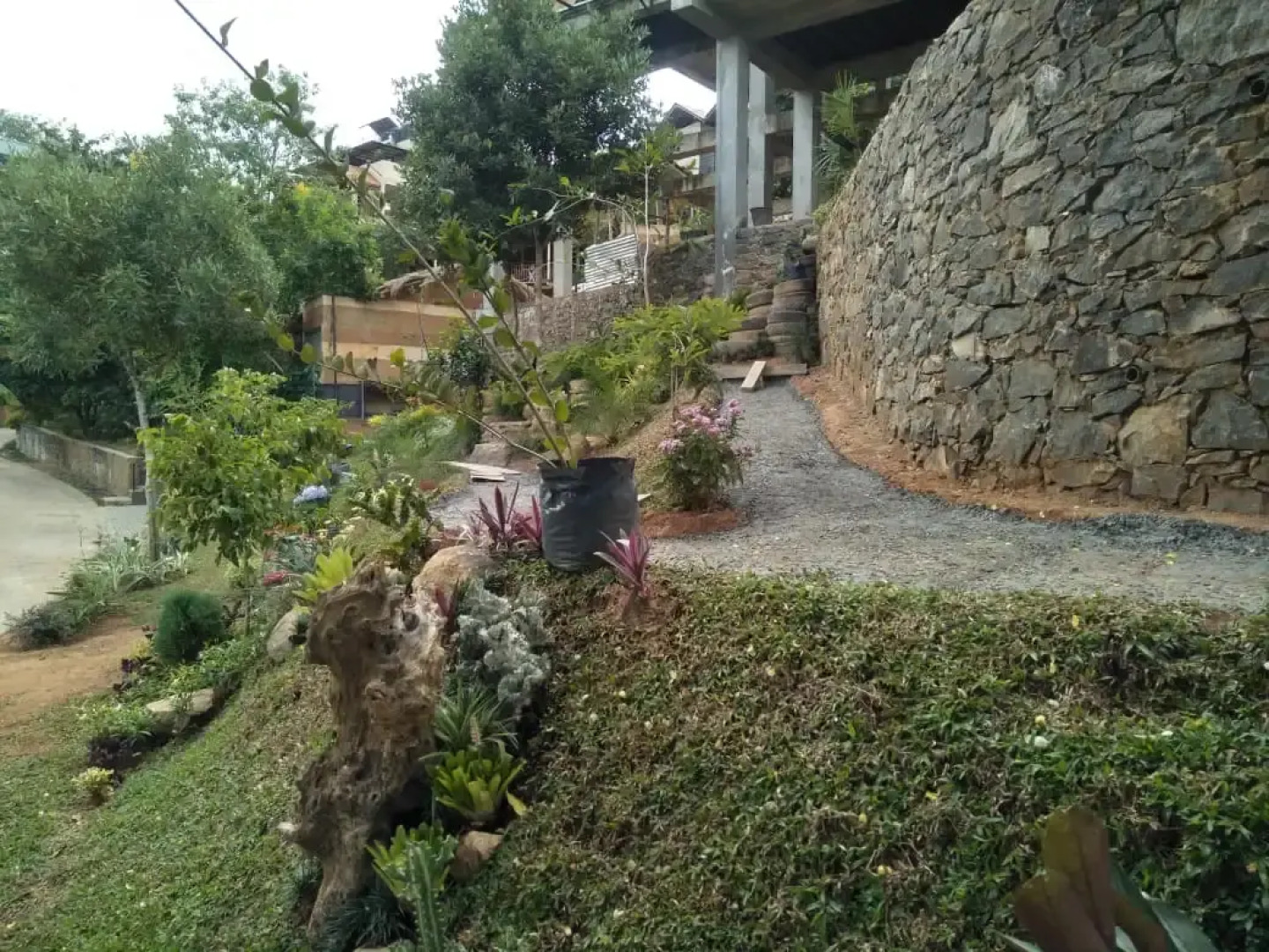 Отель The Cubes Ella