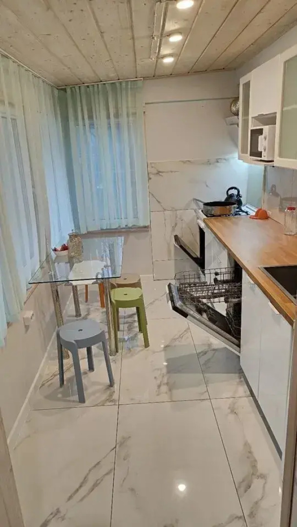 Частный дом Lux 130 кв.м в сосновом лесу на берегу озера в Рощино