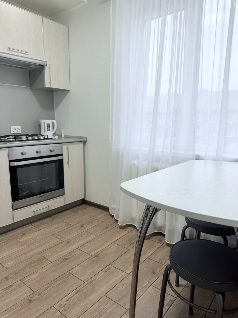 Квартира двухкомнатная район Ж/Д вокзала