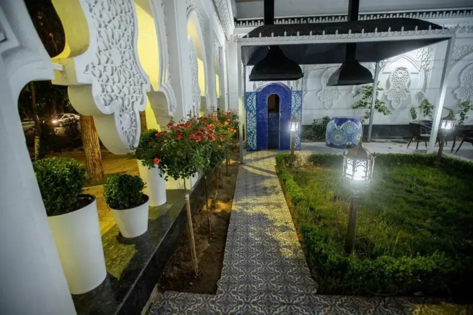 Отель The Shahar