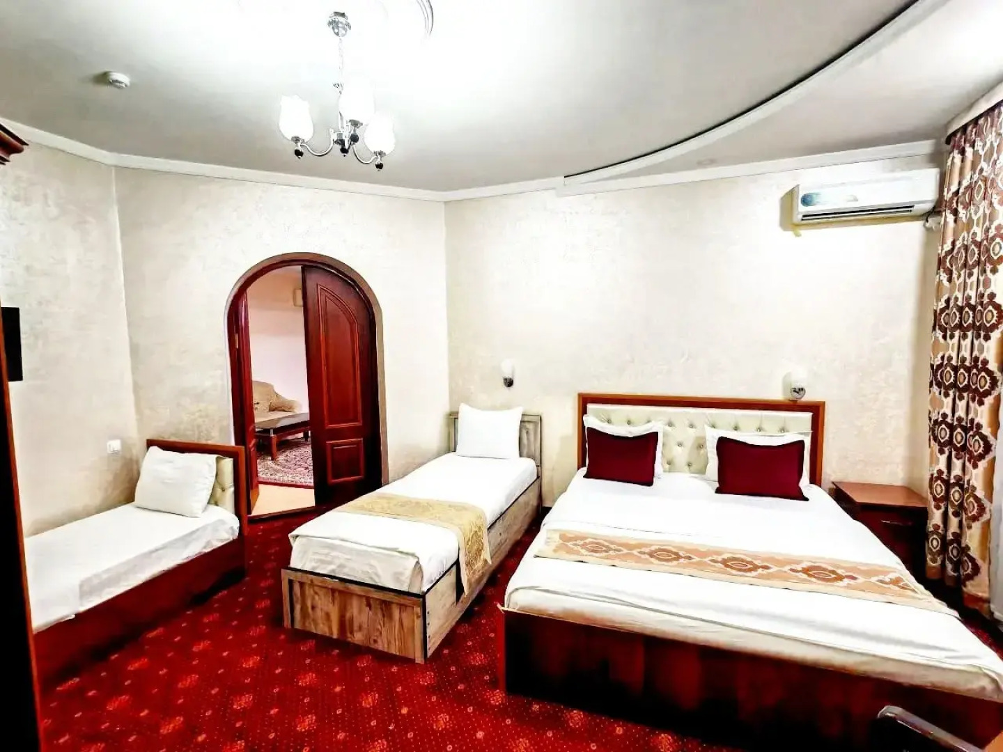 Отель Art Vesta