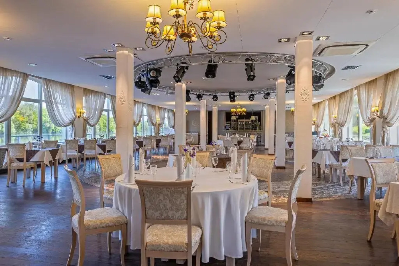 Отель Гостиничный комплекс 40 Меридиан Арбат