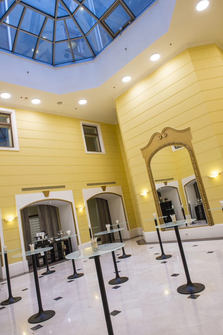 Отель Cosmos Selection St. Petersburg Nevsky Royal