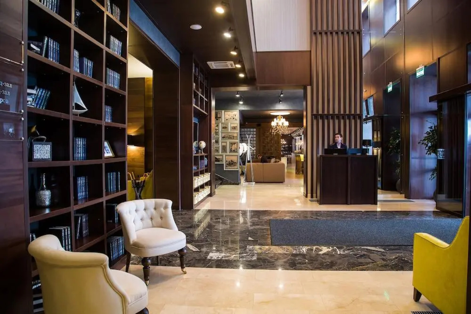 Отель Томь Ривер Плаза