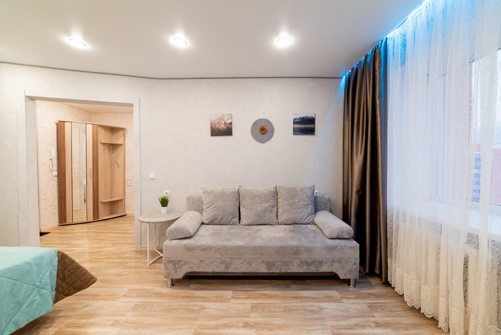 Квартира Жилье Ул.Лазурная д.9