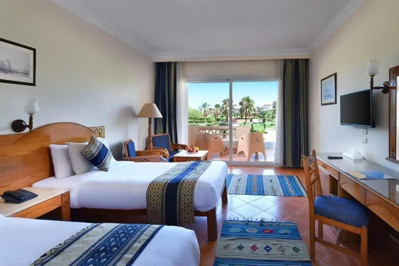 Курортный отель Bliss Nada Beach Resort