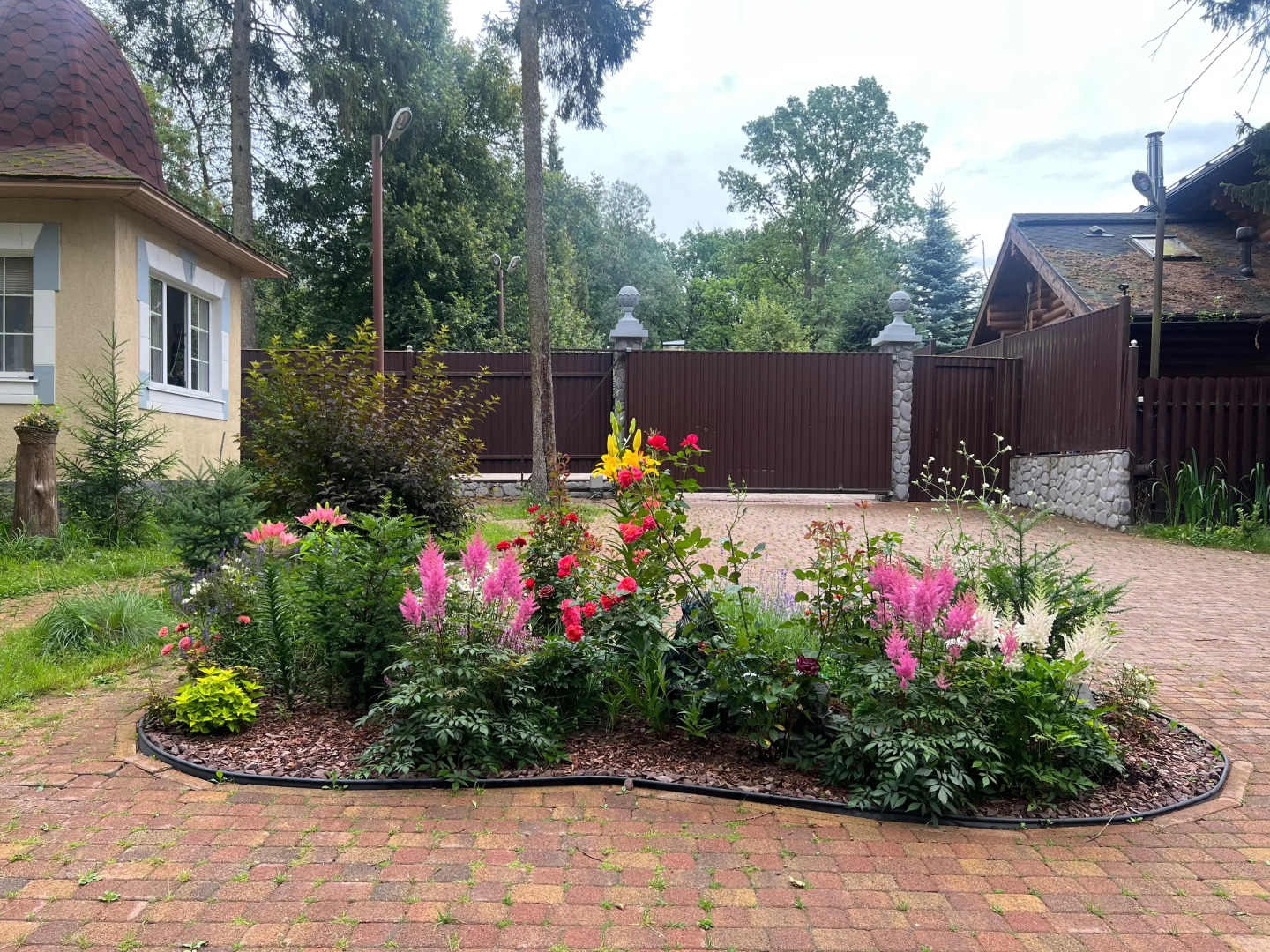 Частный Дом в Лесу