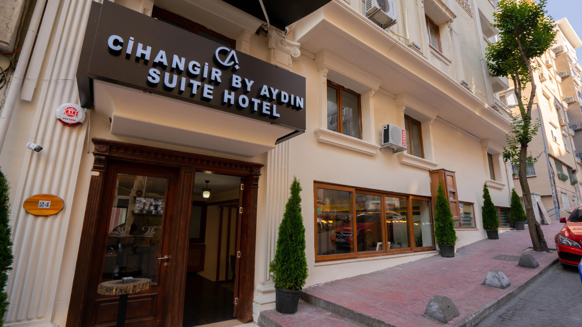 Cihangir Modern Suite Hotel
