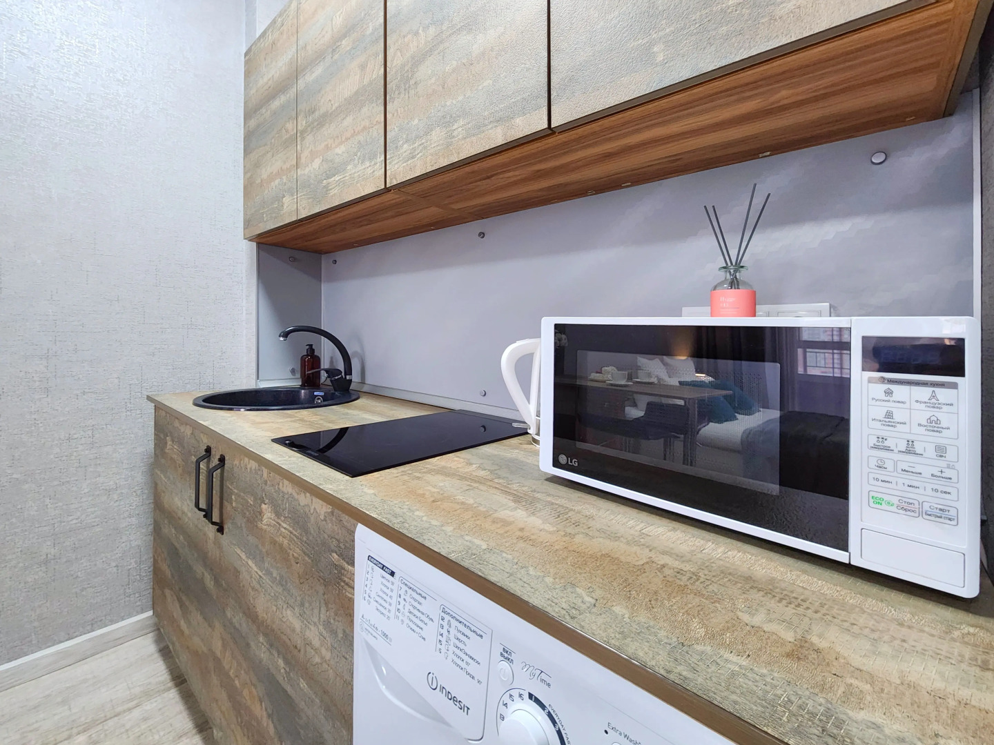 Квартира Комфортная однокомнатная возле ТРЦ Планета