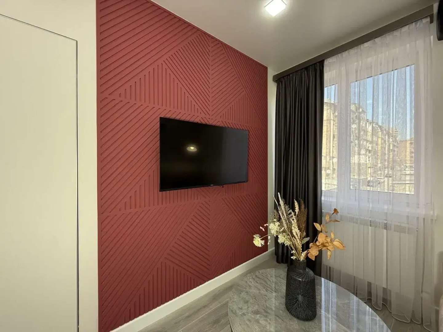 Квартира New trendy 1bd apt, Unbeatable location