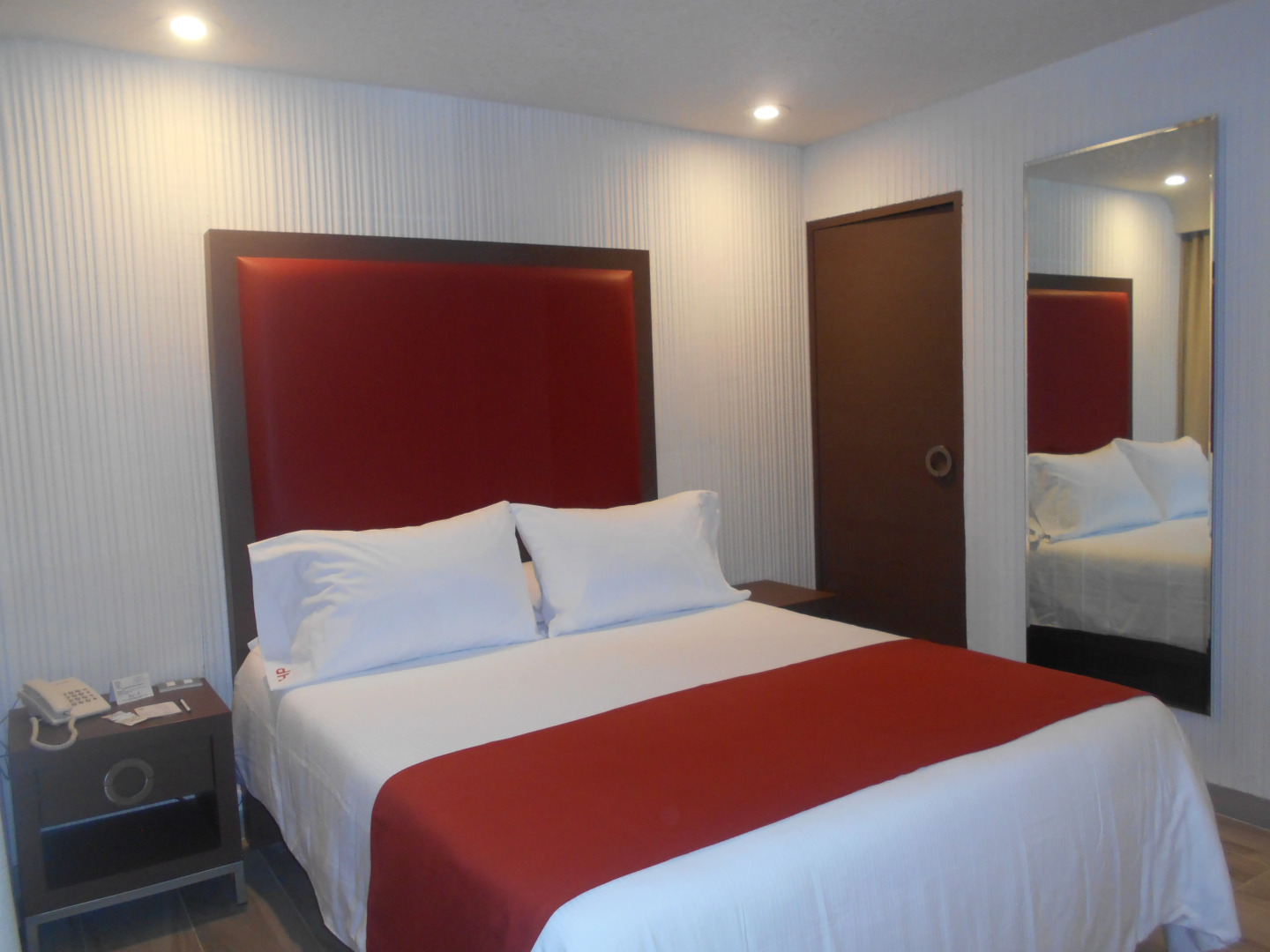 Отель Puente Real