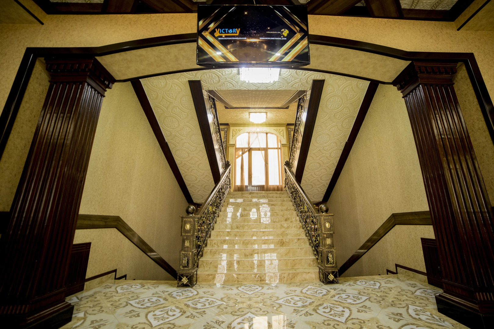 Отель Edem Plaza