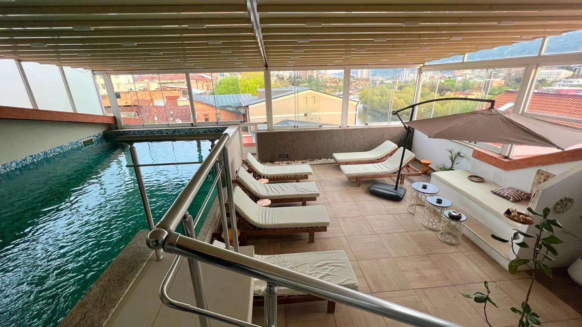 Отель Sota Metekhi