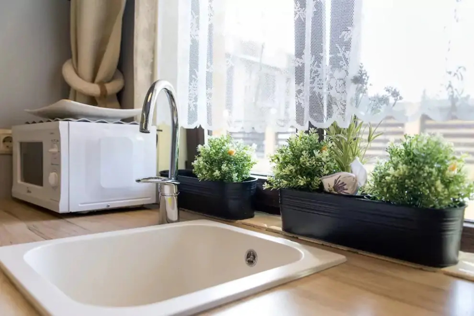 Апартаменты Mountains and Flowers