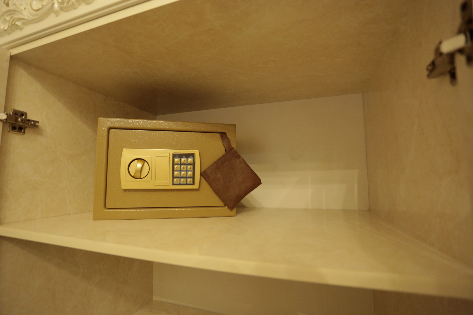 Отель Imperial Palace