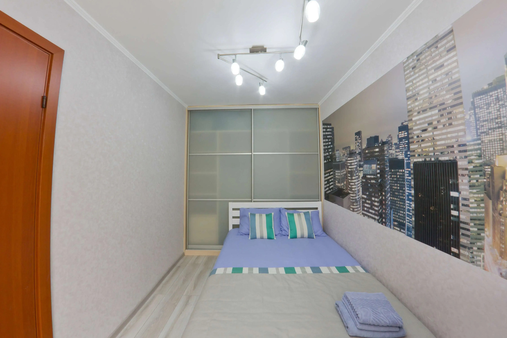 Апартаменты Просторно и тихо. Центр. 2 комнаты