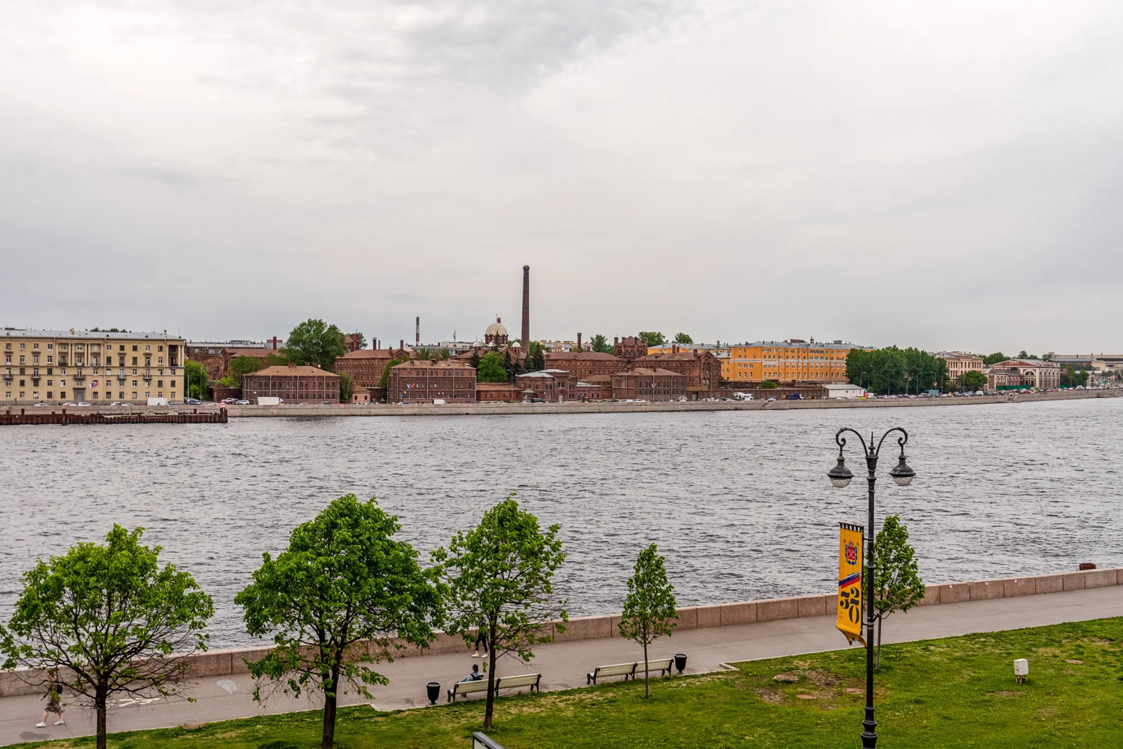 Апартаменты комфорт Nine View Studio с видом на Неву