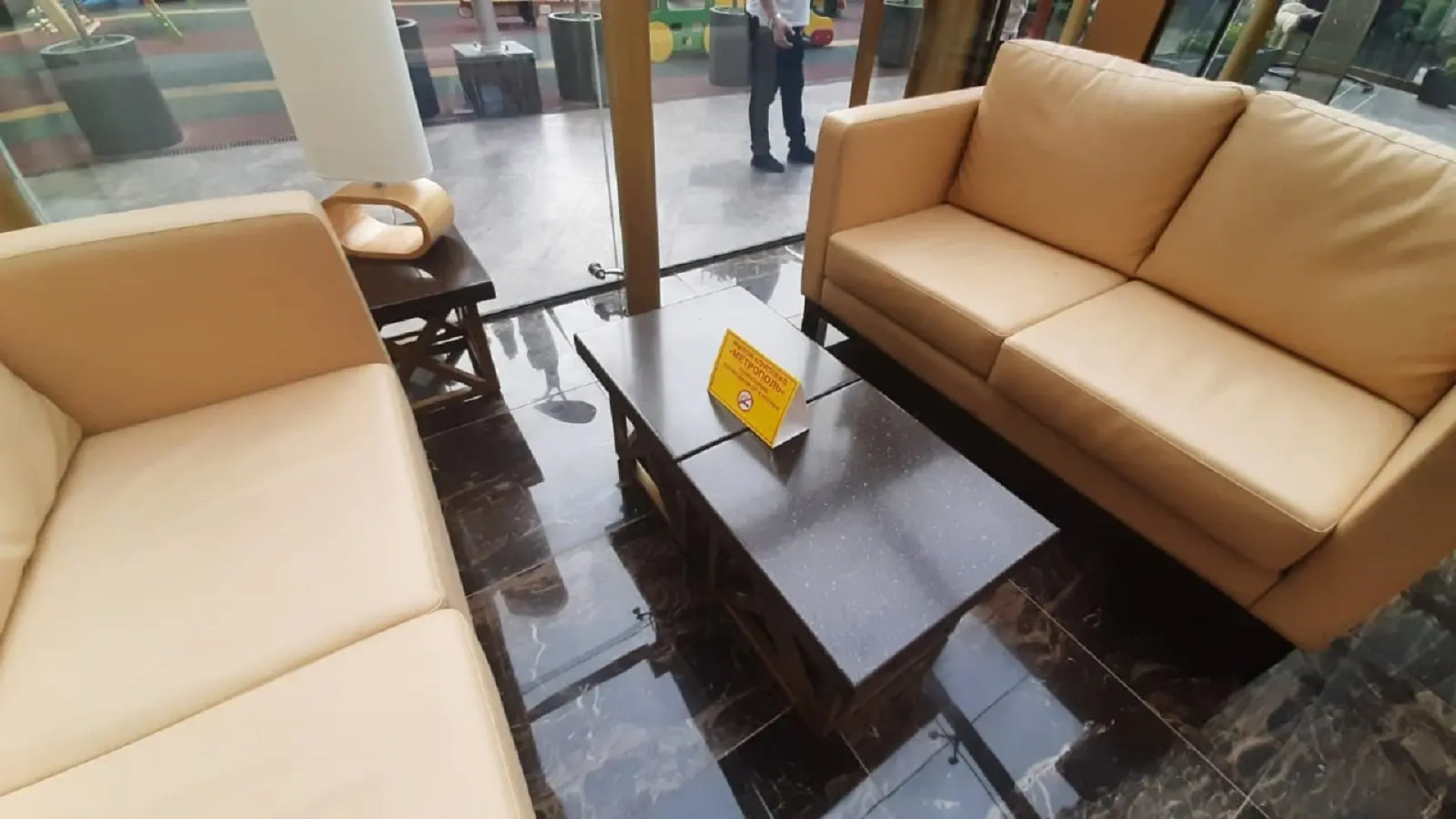 Апартаменты у Дендрария в ЖК Метрополь на самом высоком этаже, где есть бассейн