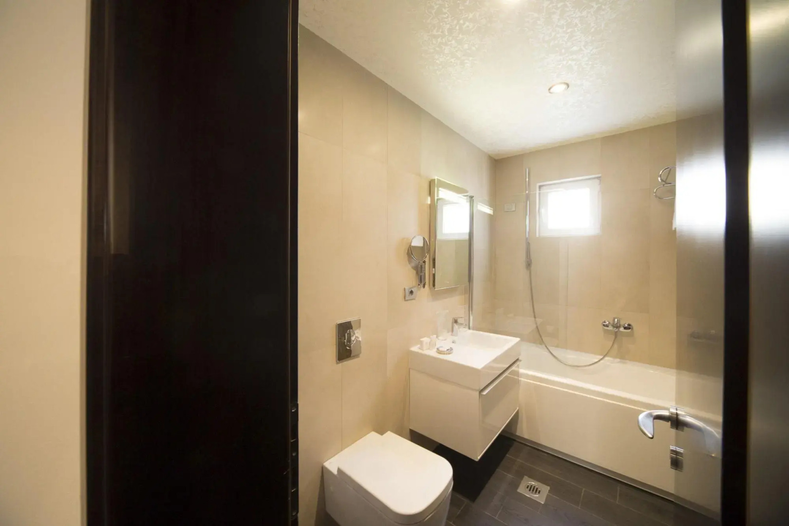 Отель Astoria  Budva - Montenegro