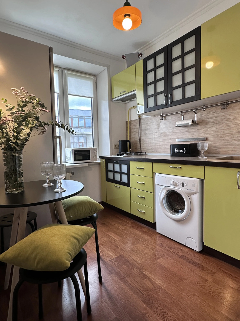 Апартаменты Два Города у метро Октябрьская