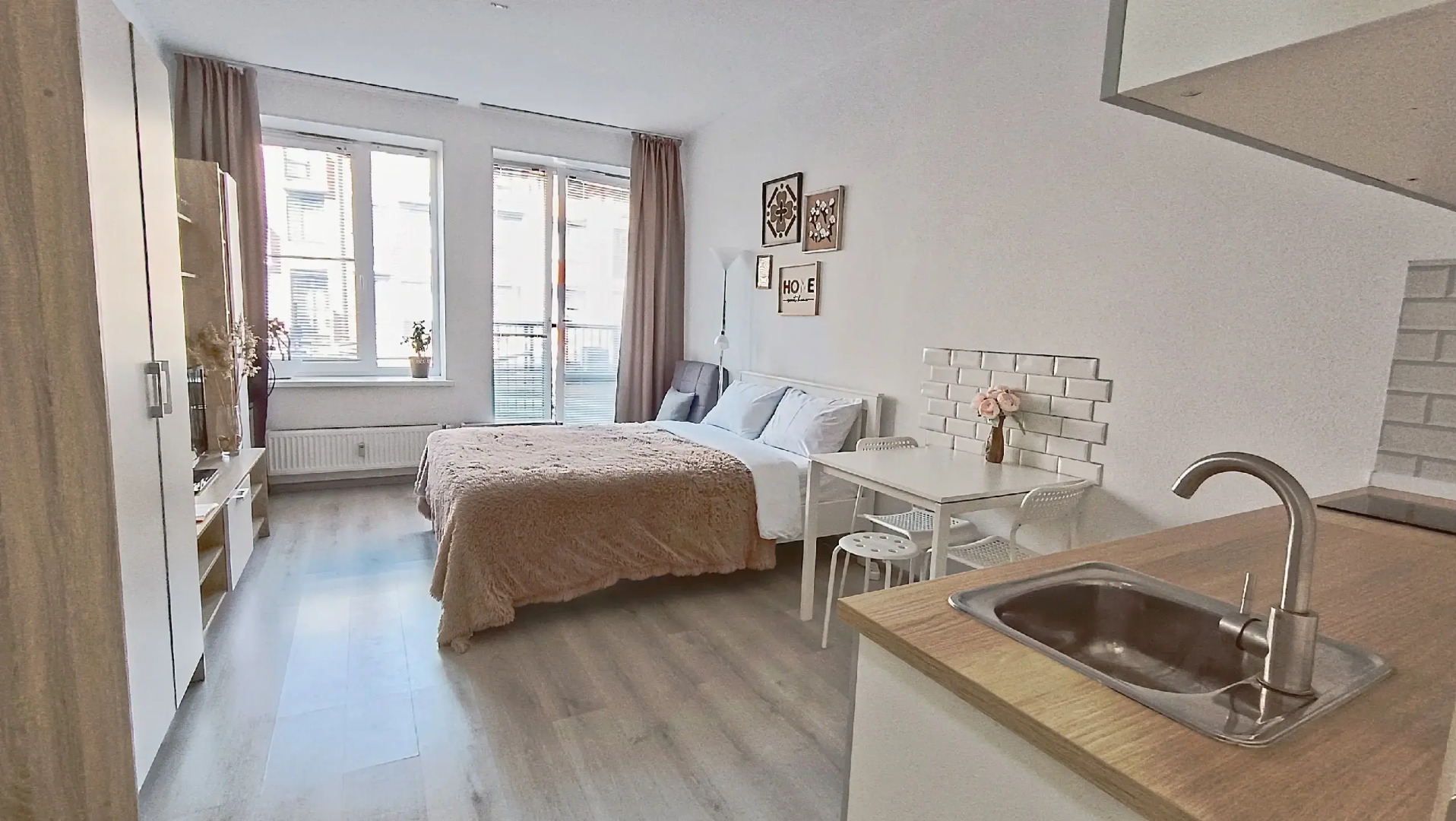 Квартира  студия у залива