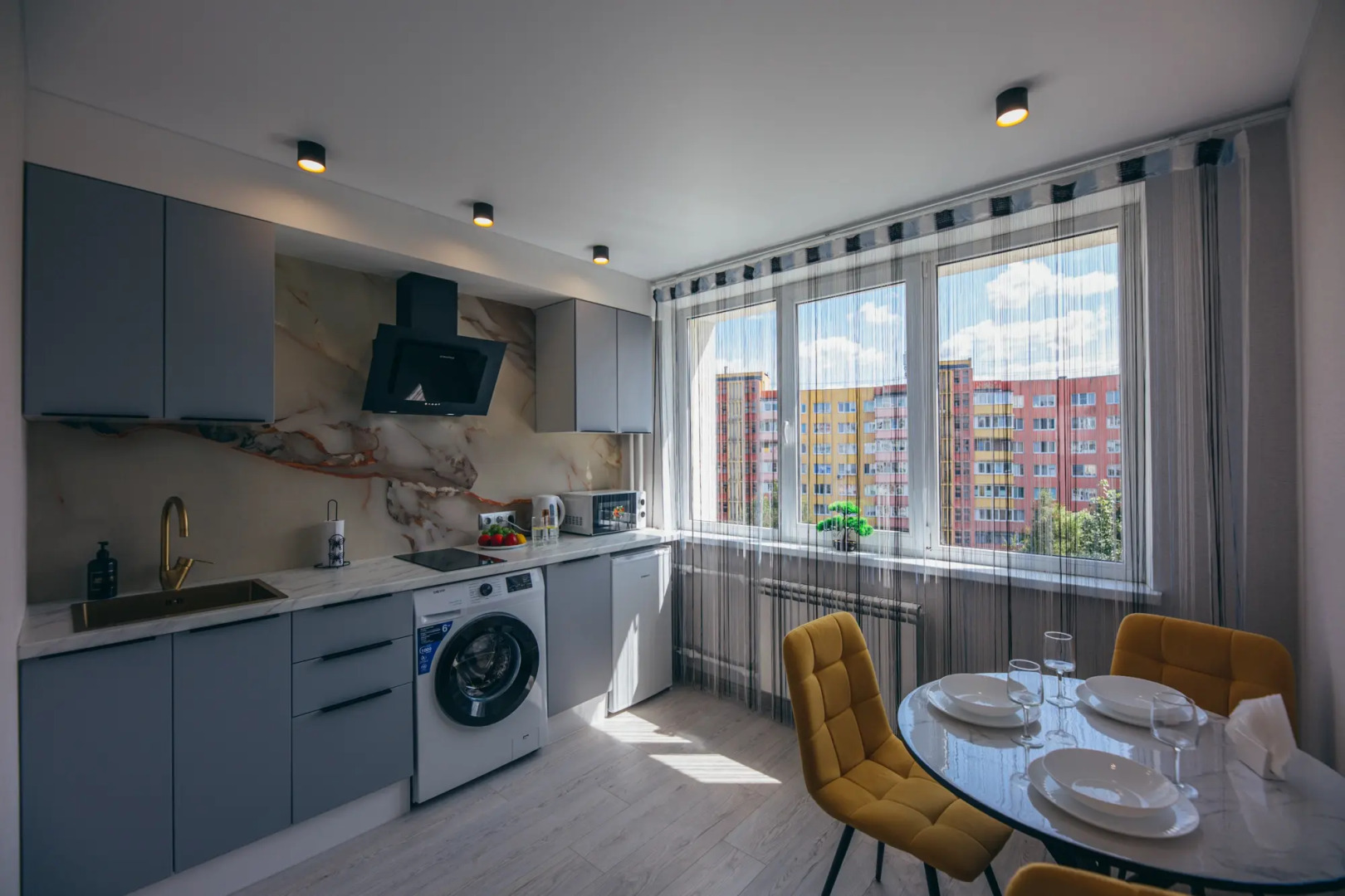 Апартаменты Уютная дизайнерская квартира в центре города