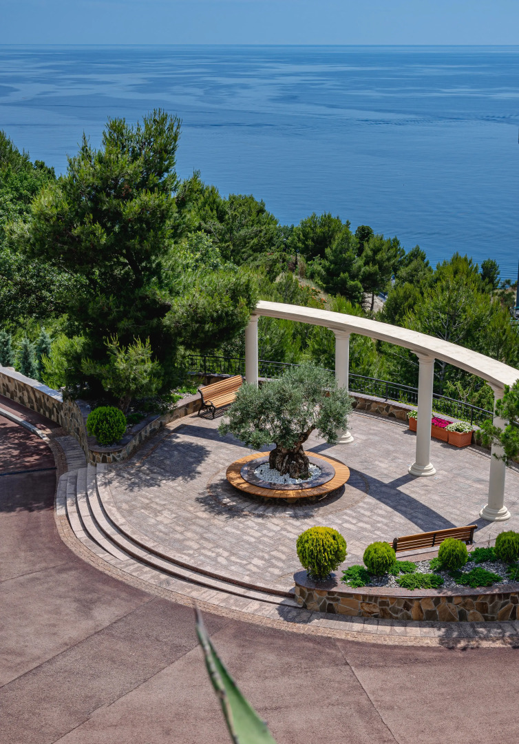 Отель Крымский Бриз Hotel & Villas