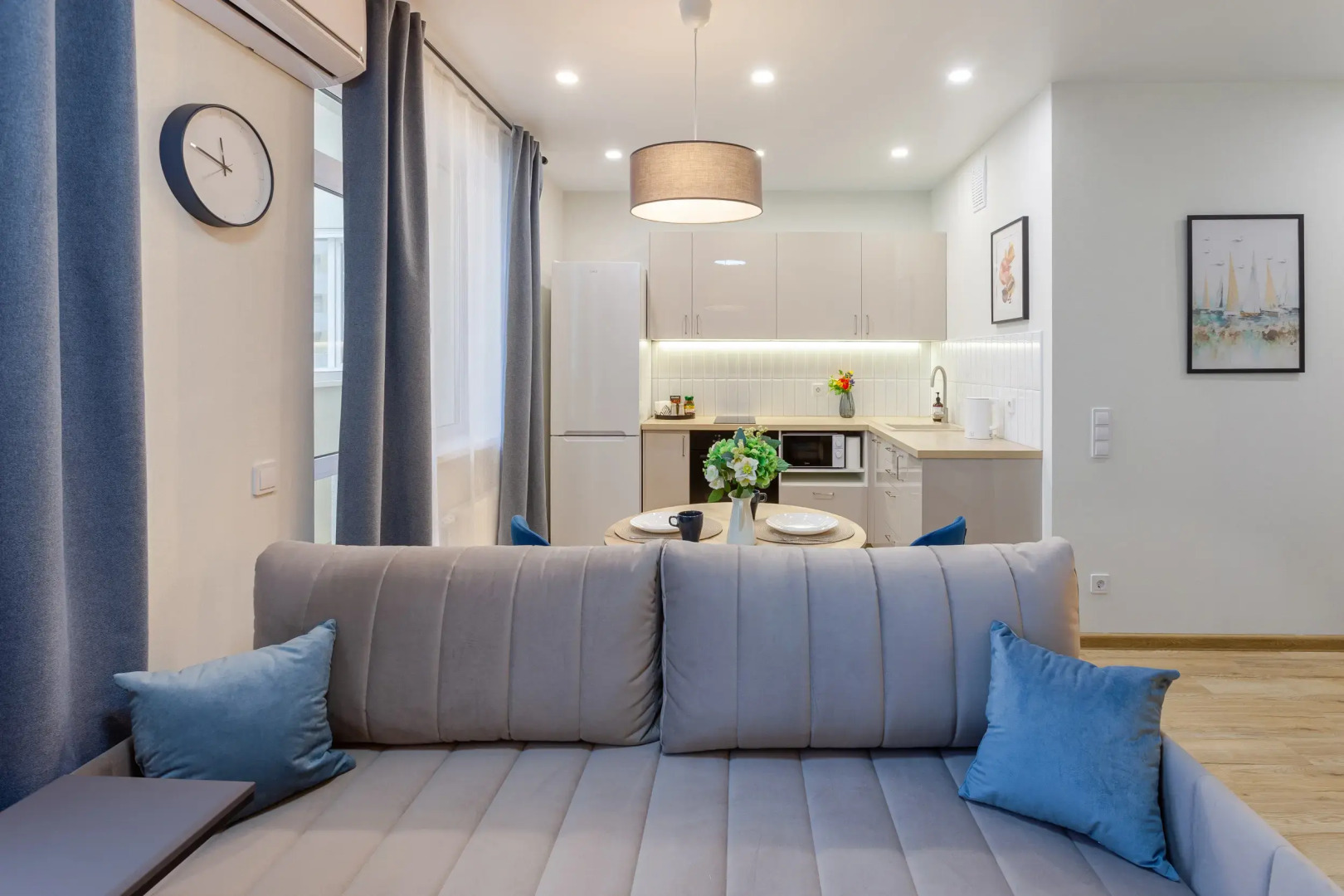 Апартаменты Lux Rentplaza logika